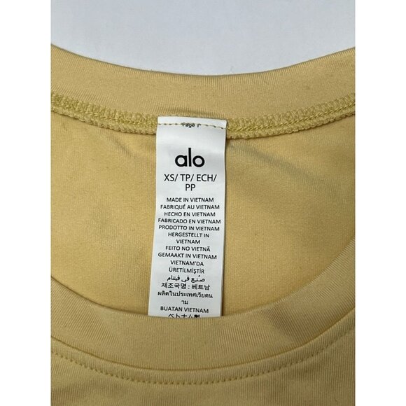 ALO Yoga Alosoft Crop Finesse Short Sleeve in Warm Butter - Picture 5 of 5